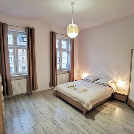Apartament Seven Legnica Exteriör bild